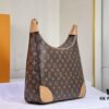 69303d83f09edb6de4c4d516 Authentic Upgraded Quality M90918 Large Vintage LV Louis Vuitton Rare Horn Bag