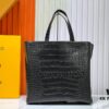 Medium Shopper Bag M24457