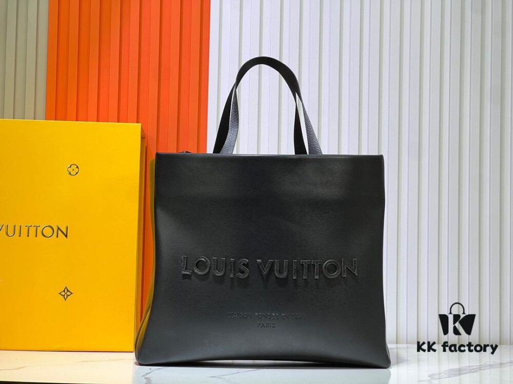 69303da4f09edb6de4c4d540 Medium Shopper Bag M24457