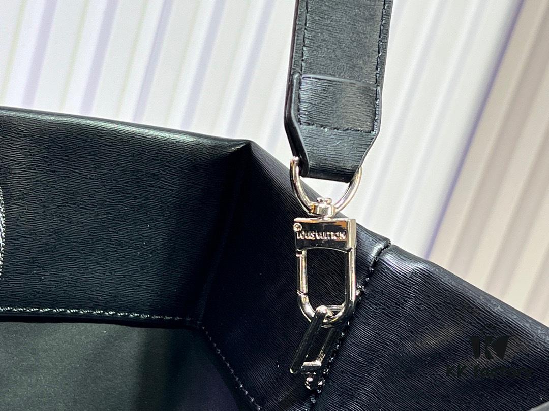 Medium Shopper Bag M24457