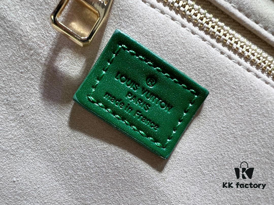 Medium Shopper Bag M24457