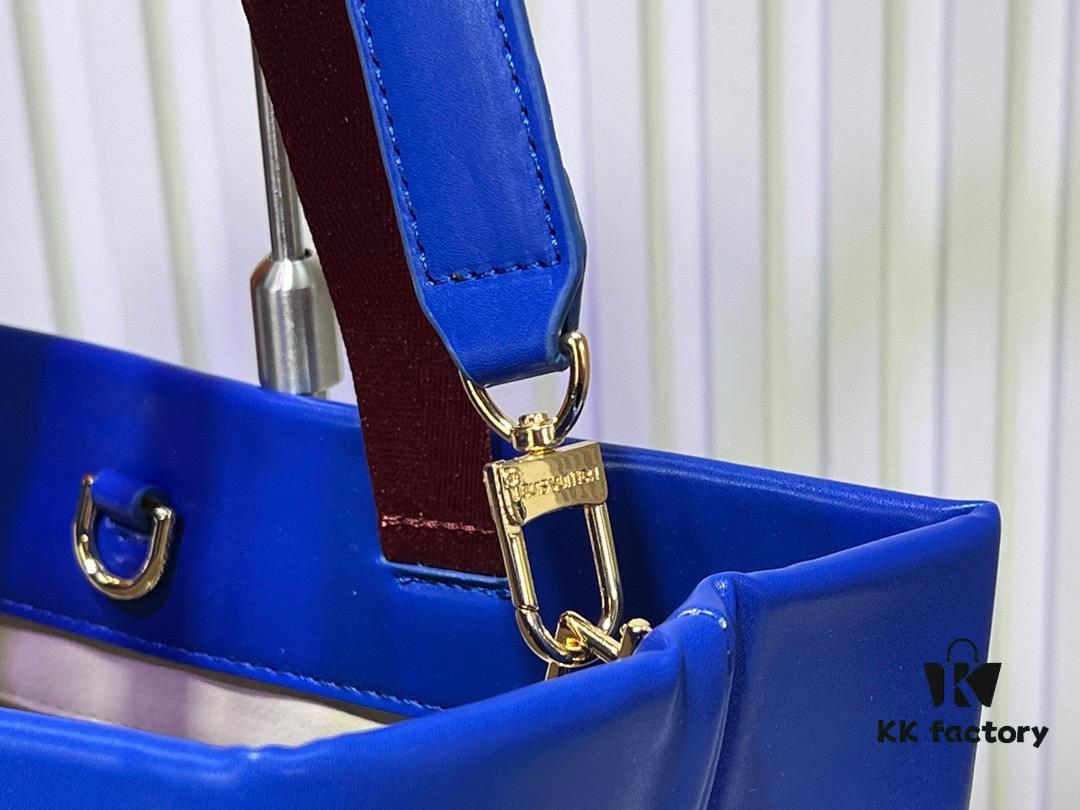 Medium Shopper Bag M24457