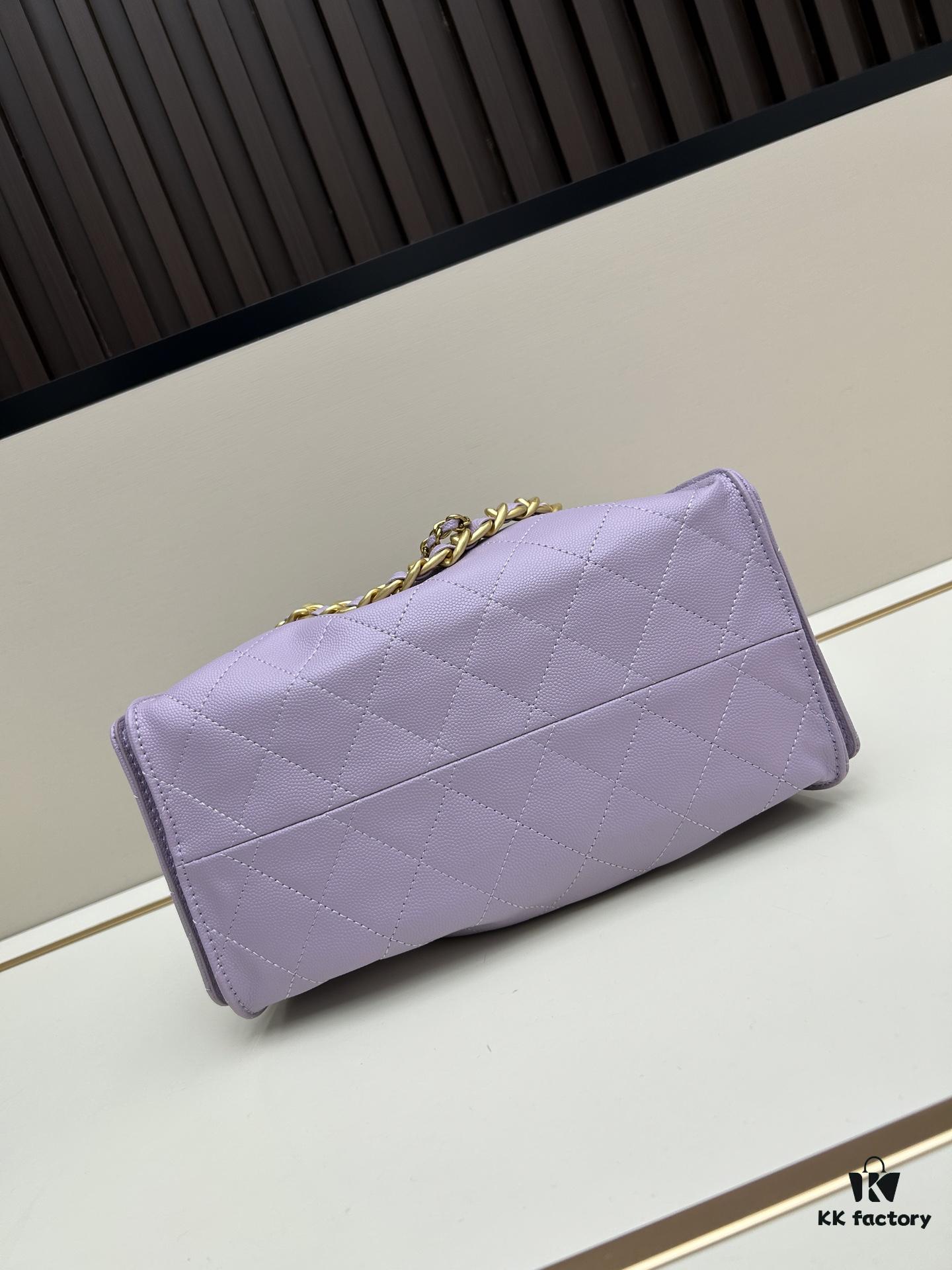 69303e28f09edb6de4c4d5ea New Chanel 25 Handbag ||| The Rising 'Bag King'