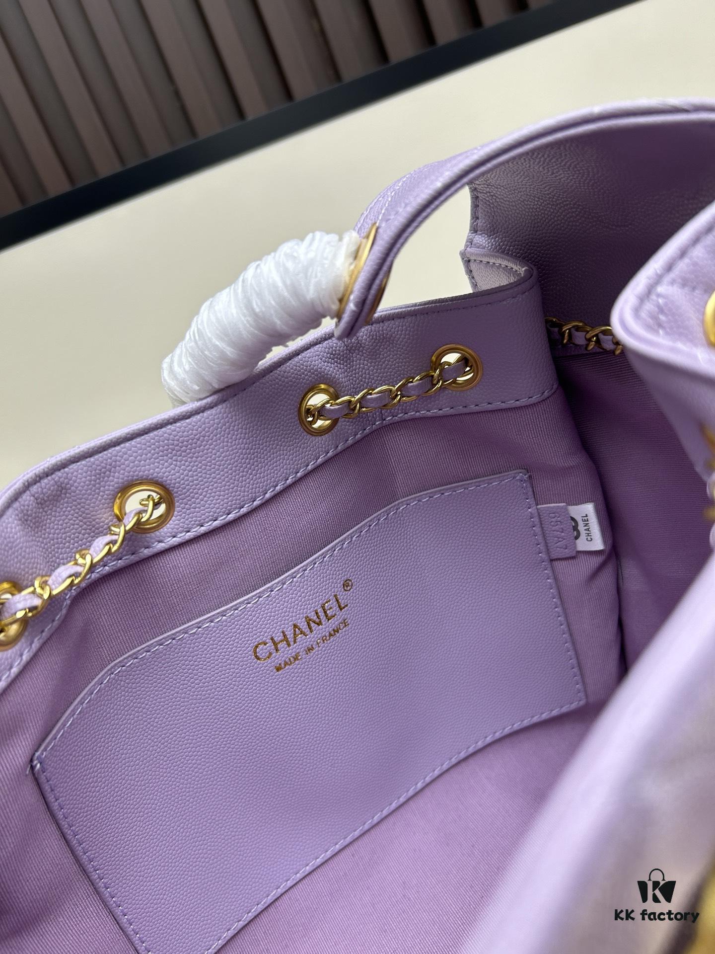 69303e2bf09edb6de4c4d5ed New Chanel 25 Handbag ||| The Rising 'Bag King'