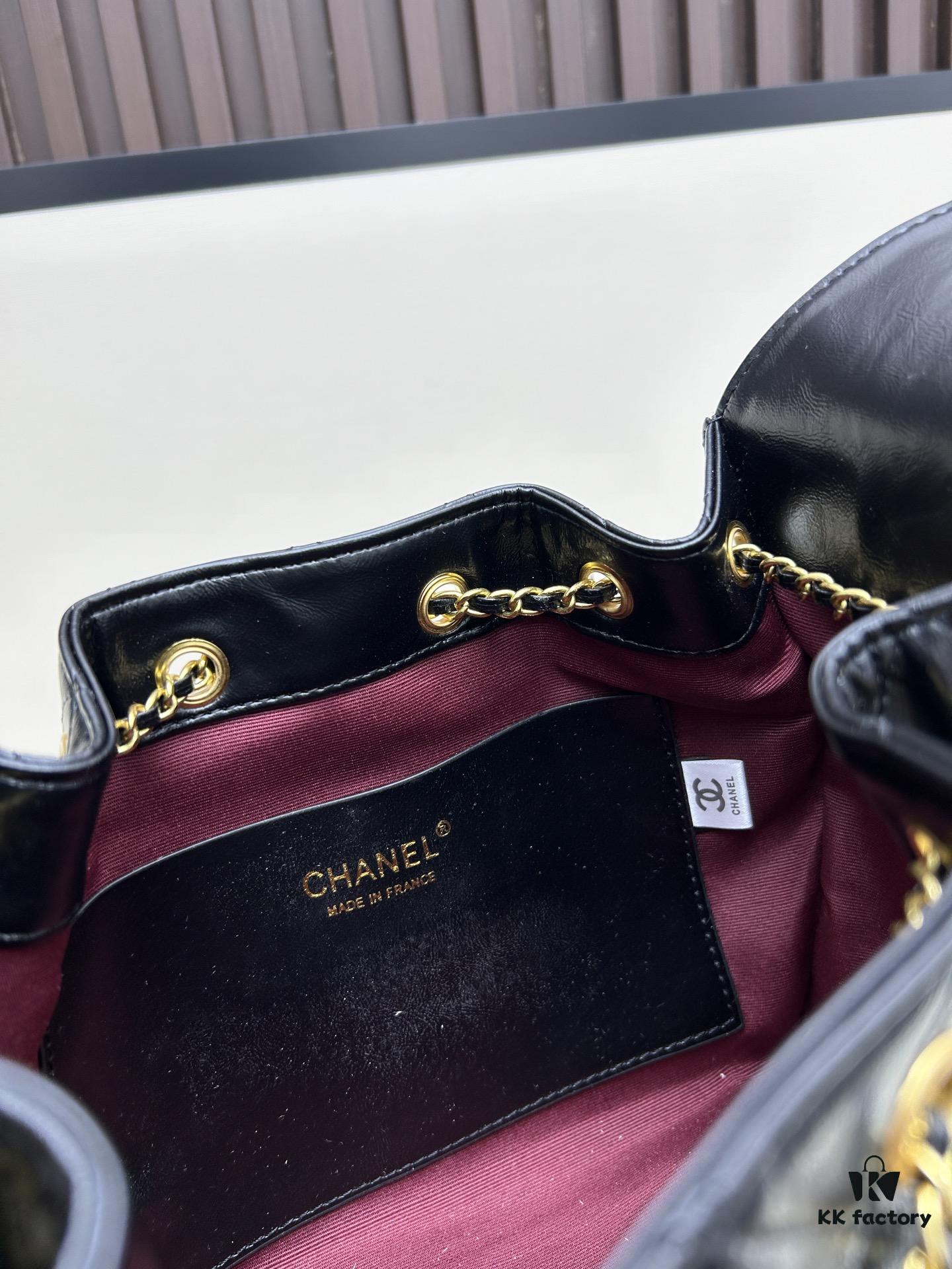 69303e32f09edb6de4c4d5f5 New Chanel 25 Handbag