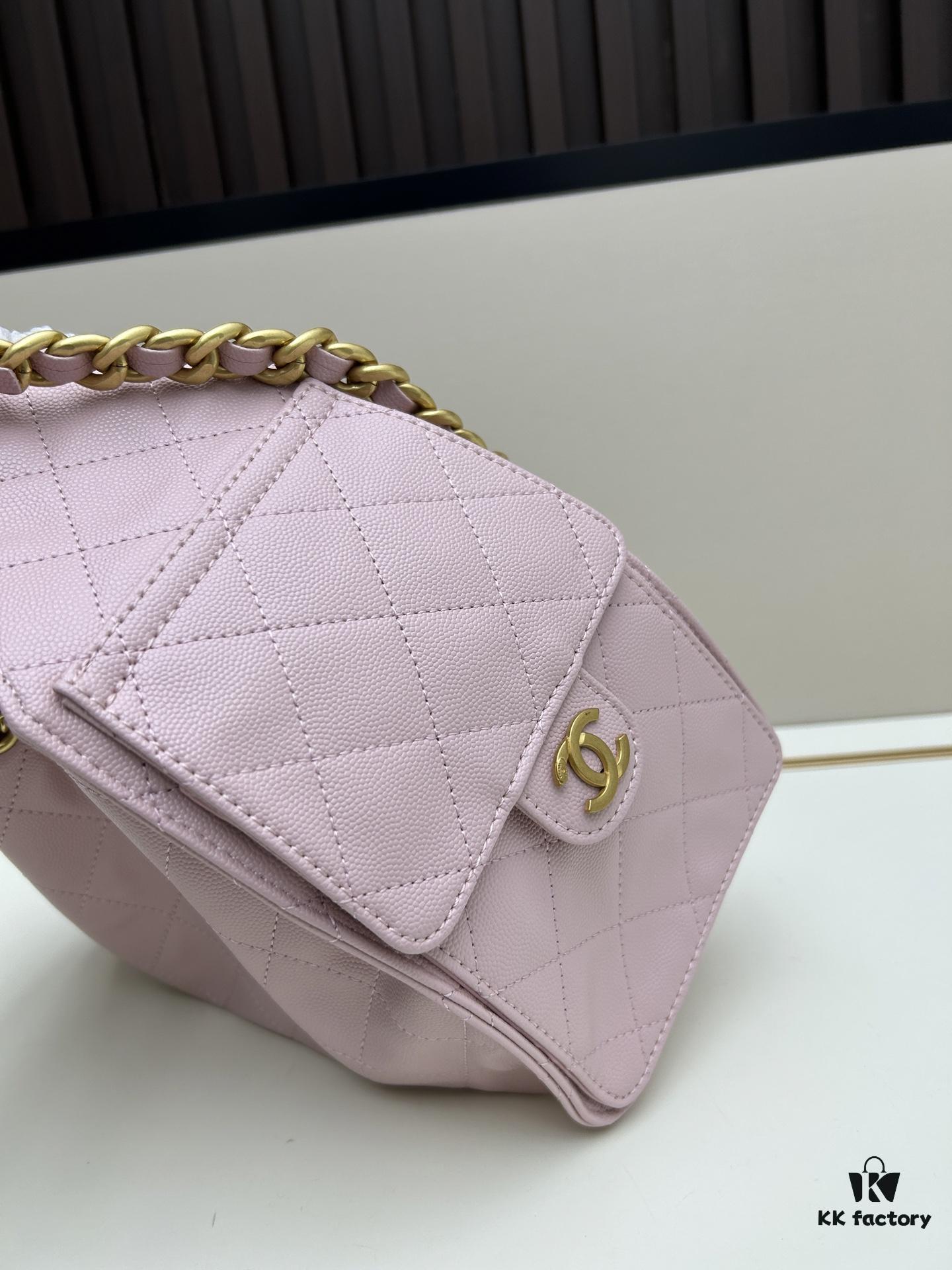 69303e33f09edb6de4c4d5f9 New Chanel 25 Handbag