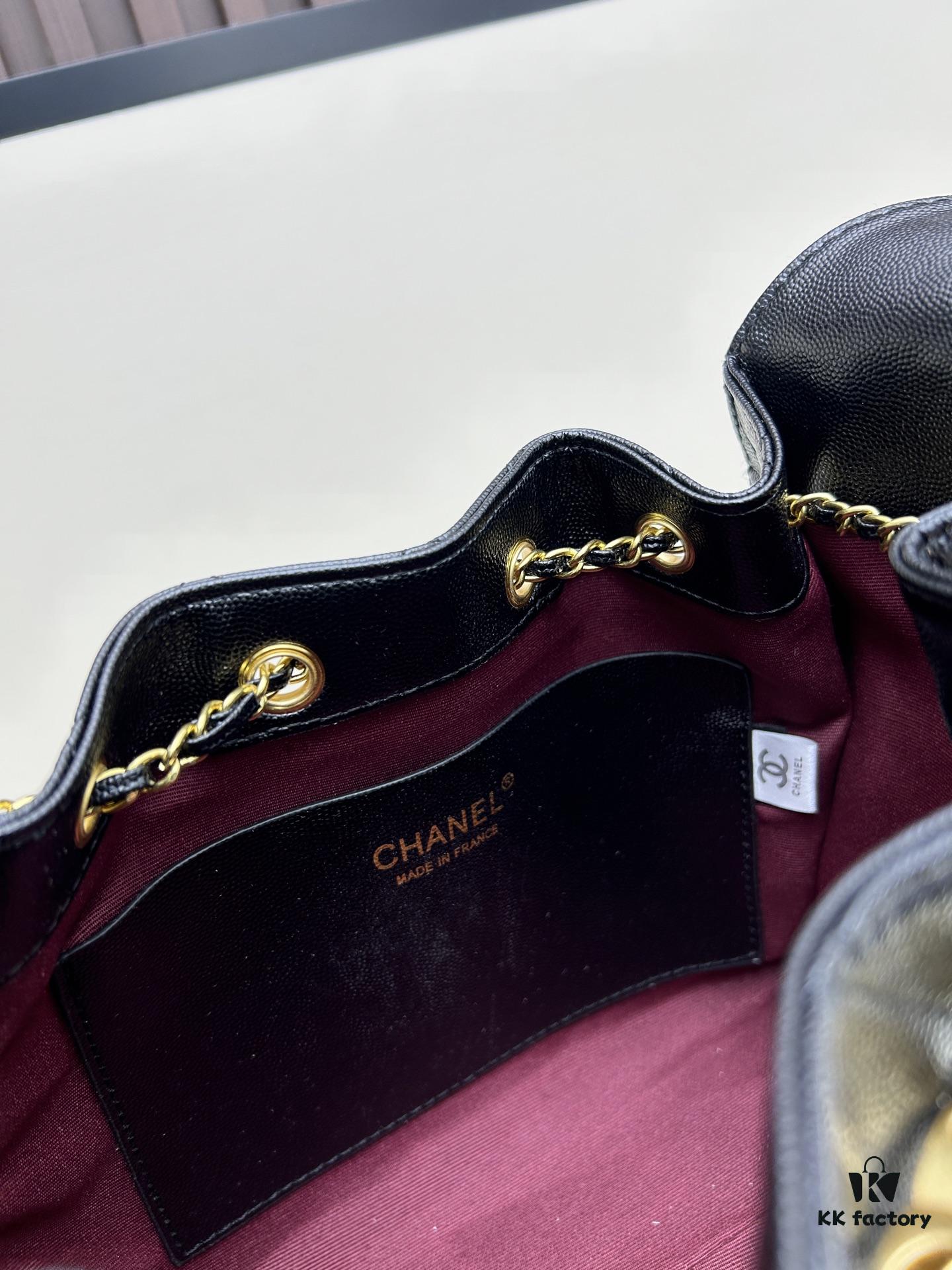69303e4af09edb6de4c4d610 New Chanel 25 Handbag