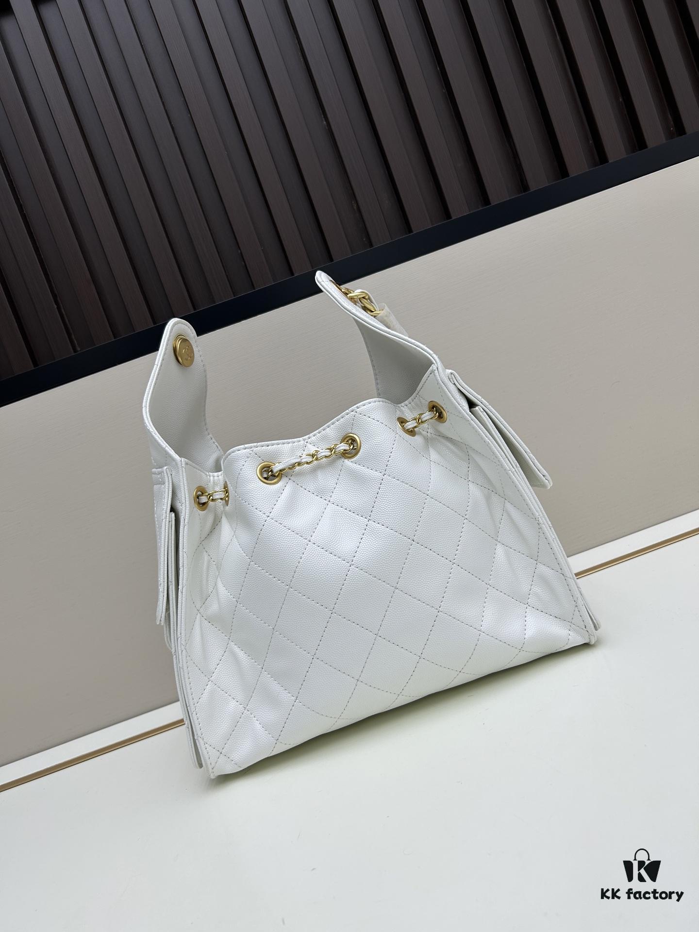 69303e5bf09edb6de4c4d620 New Chanel 25 Handbag