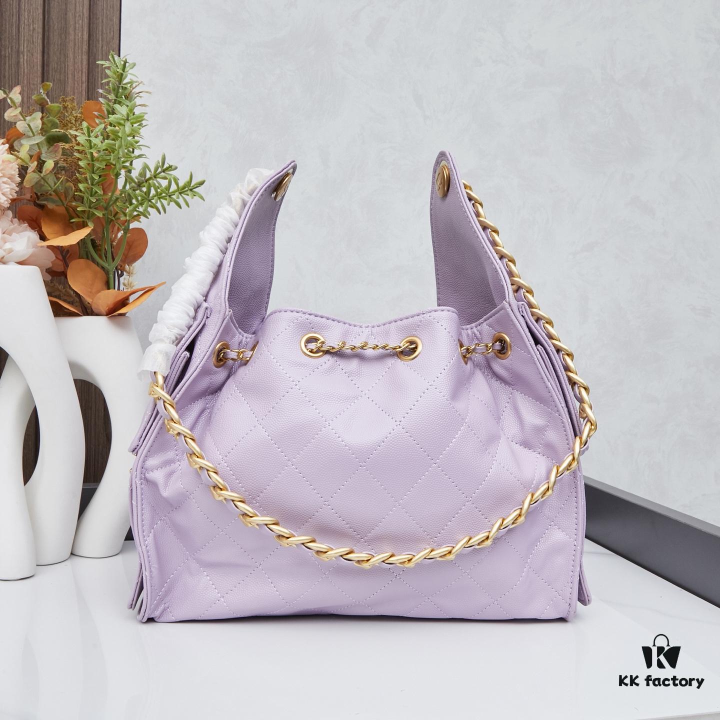 69303e79f09edb6de4c4d649 New Chanel 25 Handbag ||| The Newly Crowned 'It Bag' Following the Iconic Chanel 22