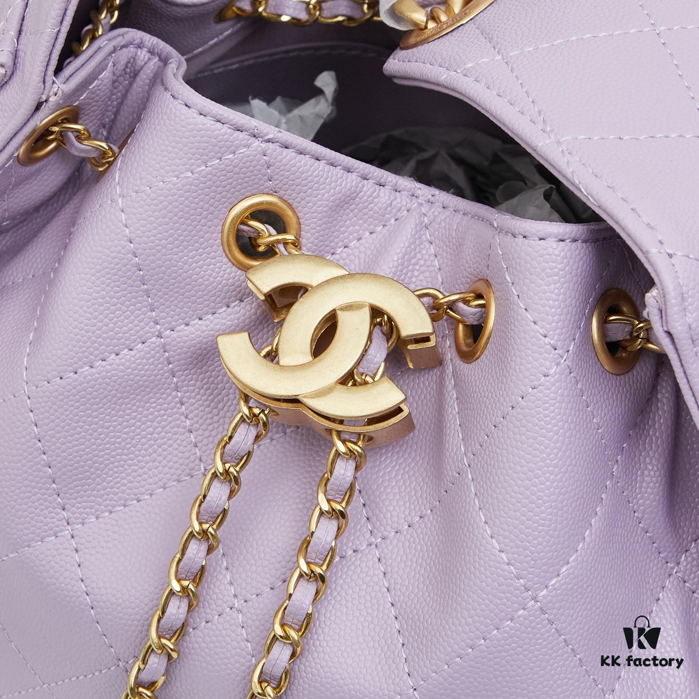 69303e7cf09edb6de4c4d650 New Chanel 25 Handbag ||| The Newly Crowned 'It Bag' Following the Iconic Chanel 22