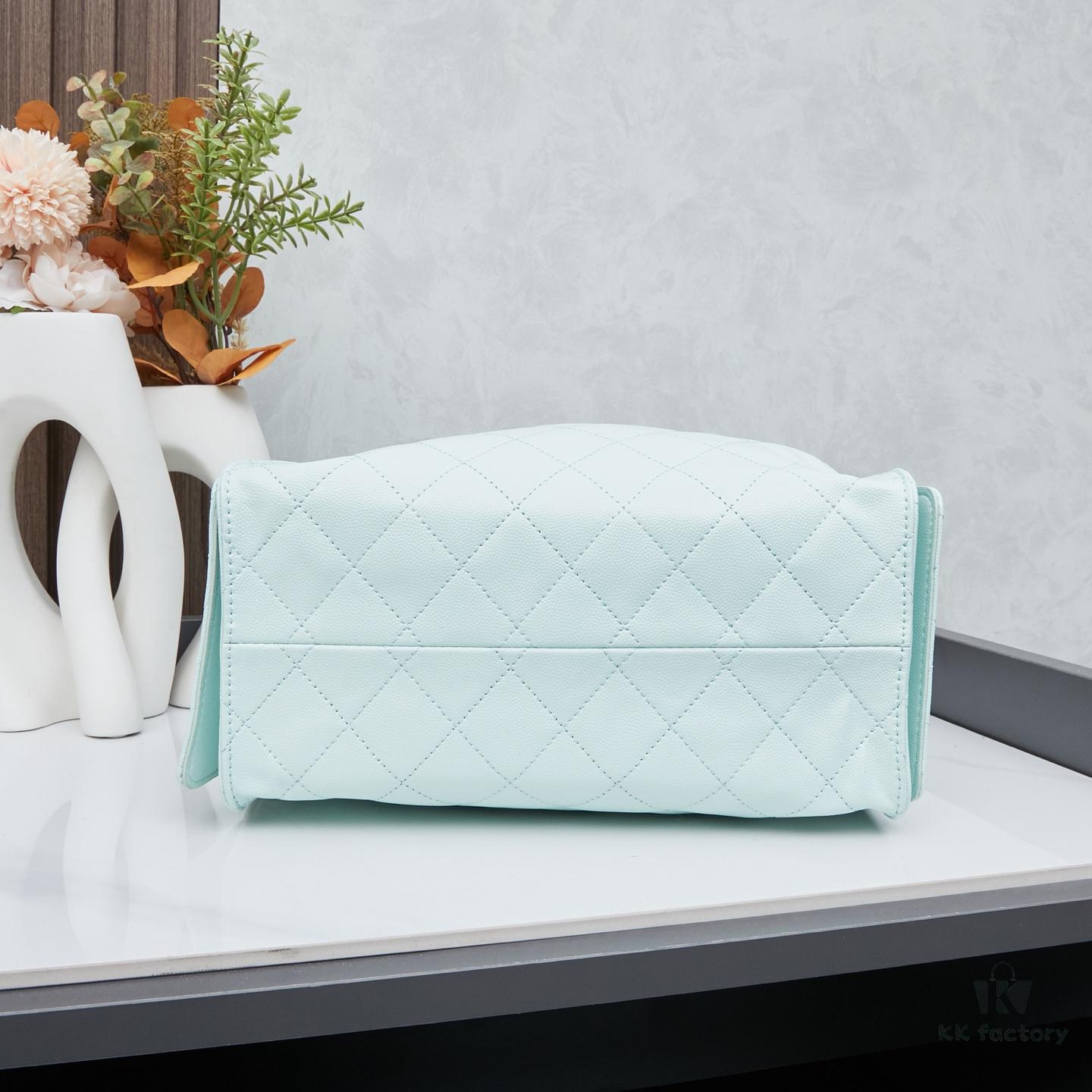 69303e81f09edb6de4c4d656 New Chanel 25 Handbag ||| The Rising 'It Bag' After the Chanel 22