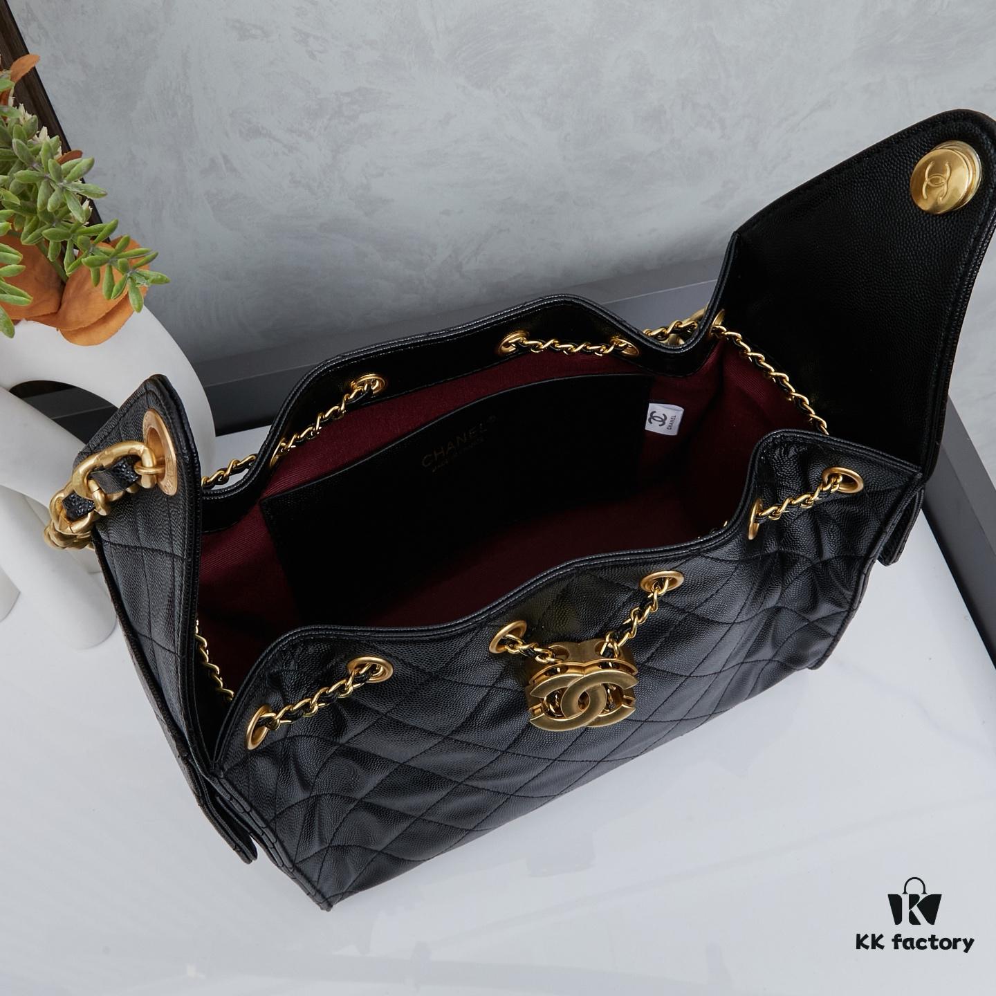 69303e91f09edb6de4c4d66e New Chanel 25 Handbag ||| The Rising 'It Bag' Follows the Success of the Chanel 22