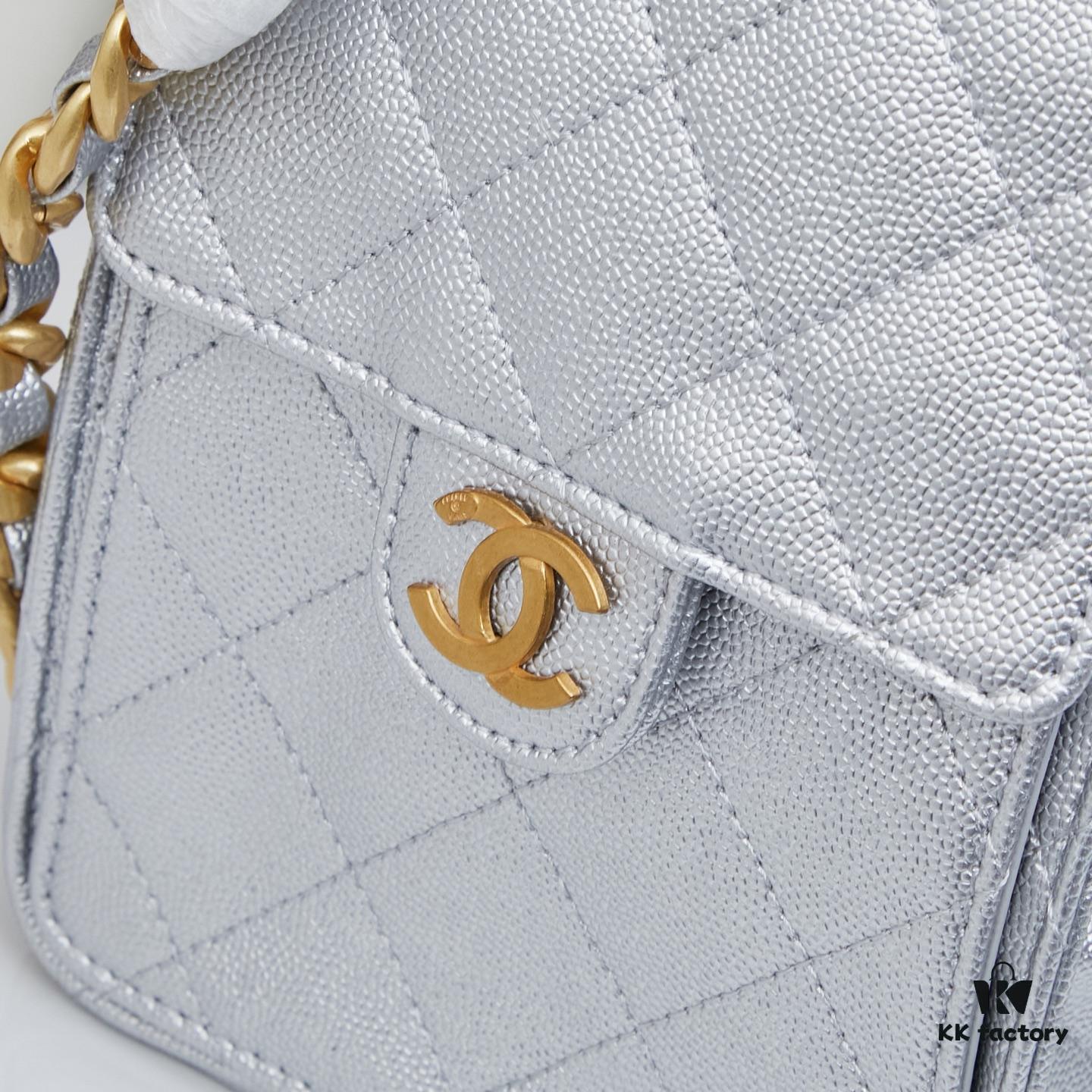 69303e9af09edb6de4c4d67a New Chanel 25 Handbag ||| The Rising 'It Bag' Follows the Success of the Chanel 22