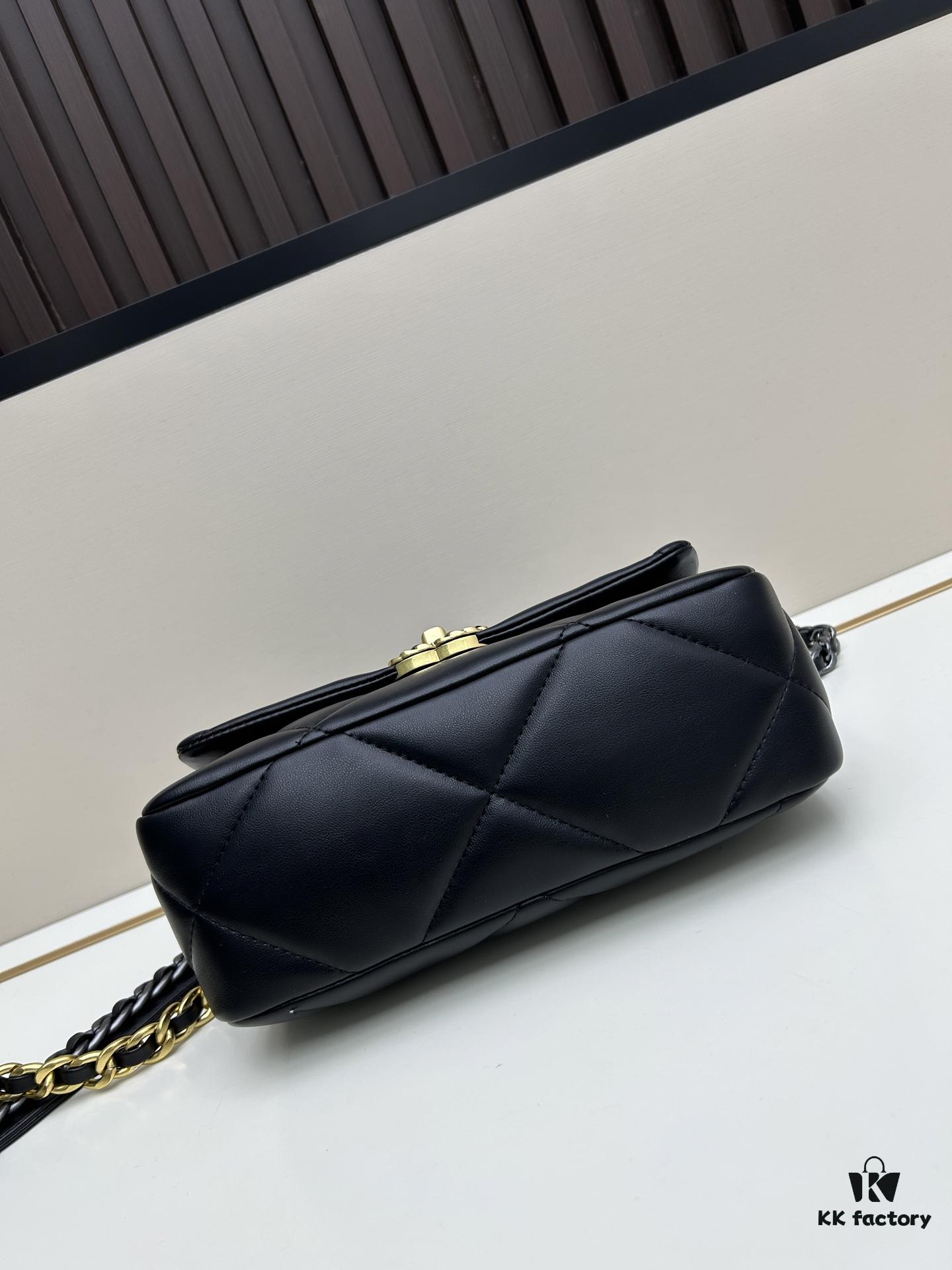 69303ed3f09edb6de4c4d6b9 New Arrival with Box CHANEL Chanel Platinum White 19 Bag