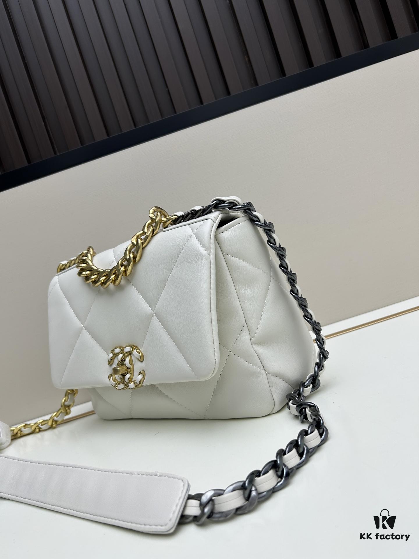 69303edbf09edb6de4c4d6c5 New Arrival with Box CHANEL Chanel Platinum White 19 Bag