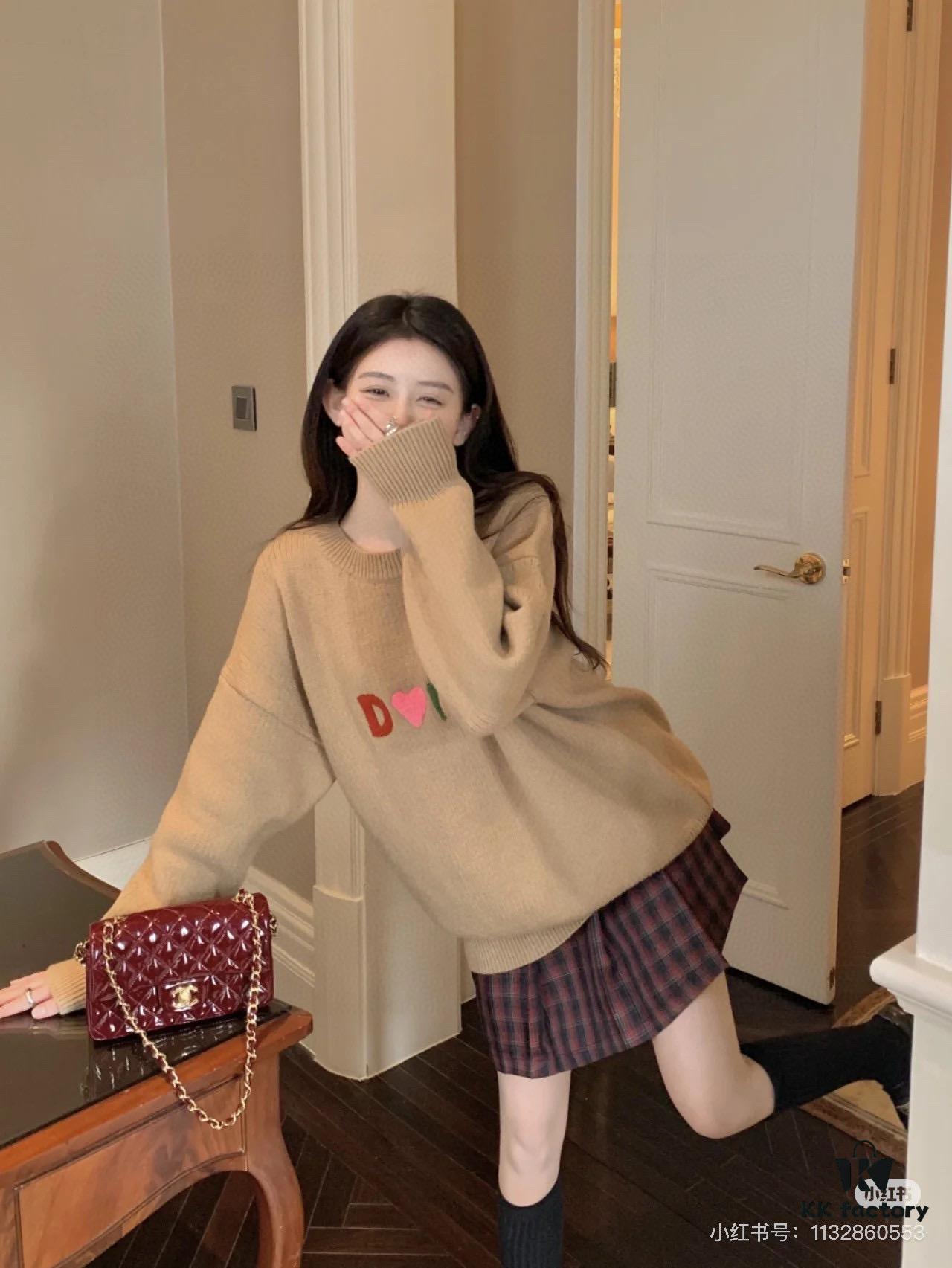 69303efaf09edb6de4c4d6dc New Arrival with Box Chanel CF Classic Must-Have 'Goddess Bag' Loved by Fashion Icons