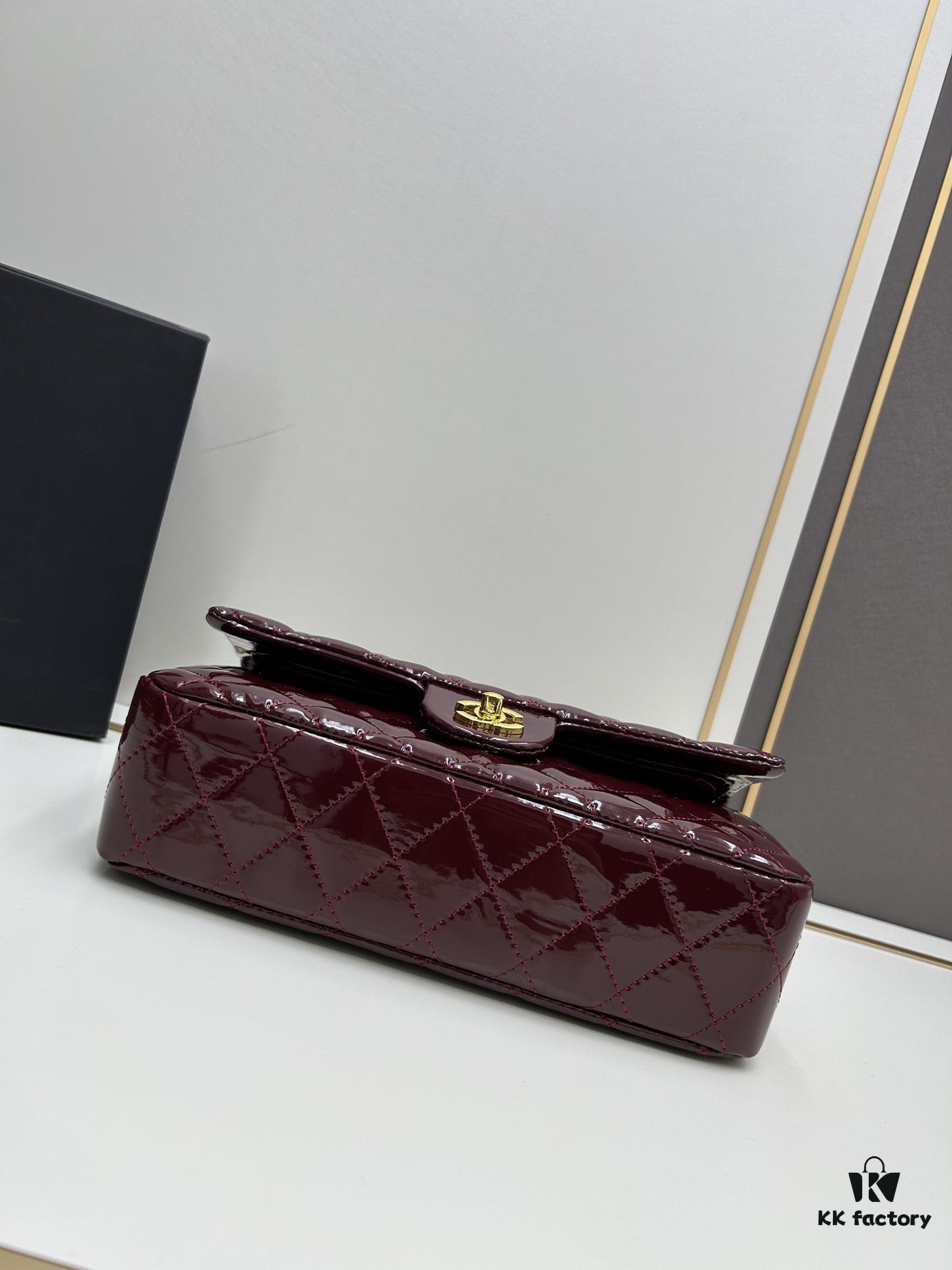 69303f22f09edb6de4c4d6fd New Arrival with Box Chanel CF Classic Must-Have 'Goddess Bag' Loved by Fashionistas