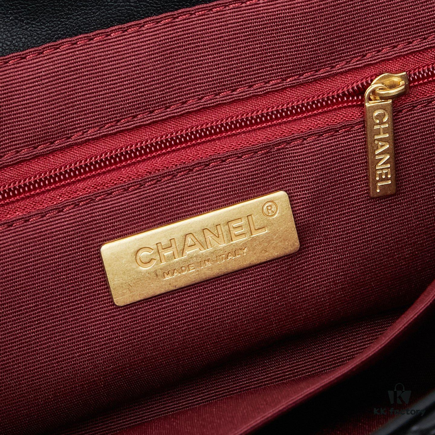 69303f2df09edb6de4c4d709 New Arrival with Box CHANEL Chanel Platinum White 19 Bag