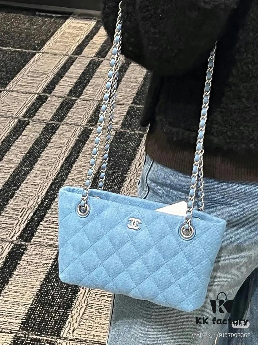 Chanel 25C Mini Tote Bag with Box - Over 10,000 Price Point, Stylish and Practical
