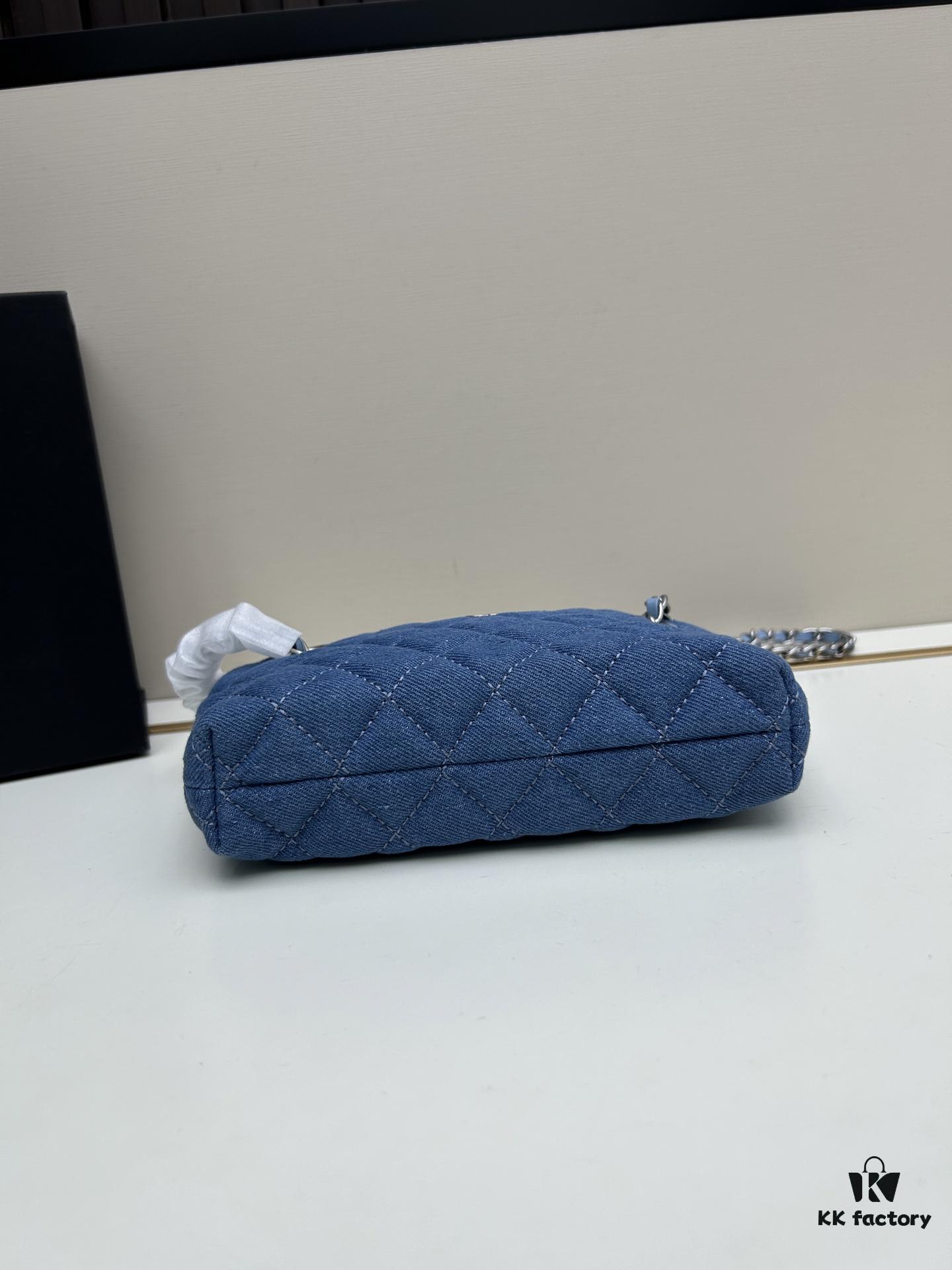 69303f57f09edb6de4c4d72f Chanel 25C Mini Tote Bag with Box
