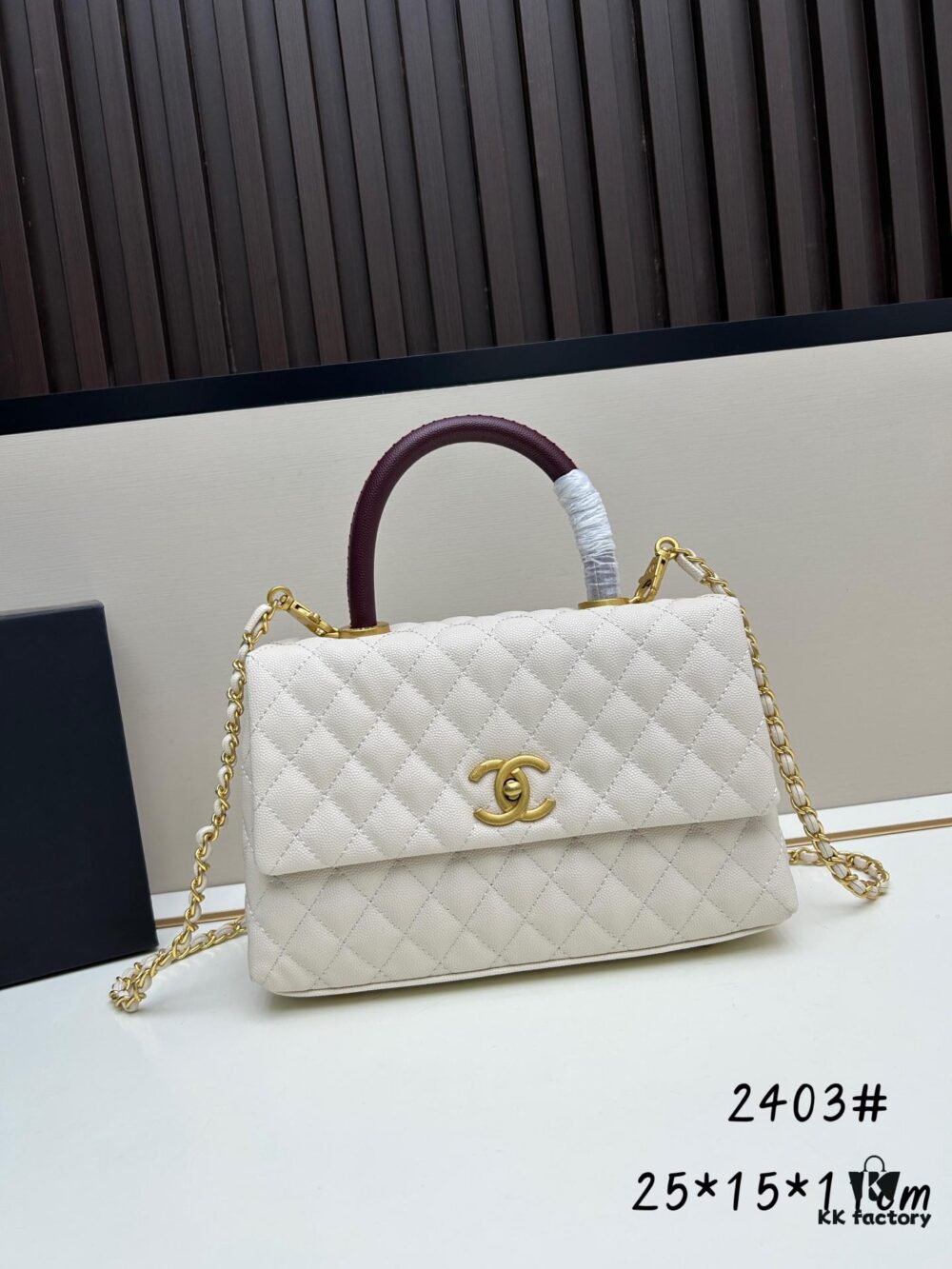 69303f7cf09edb6de4c4d74e Chanel Coco Handle with Box, Black Calfskin with Red Handle