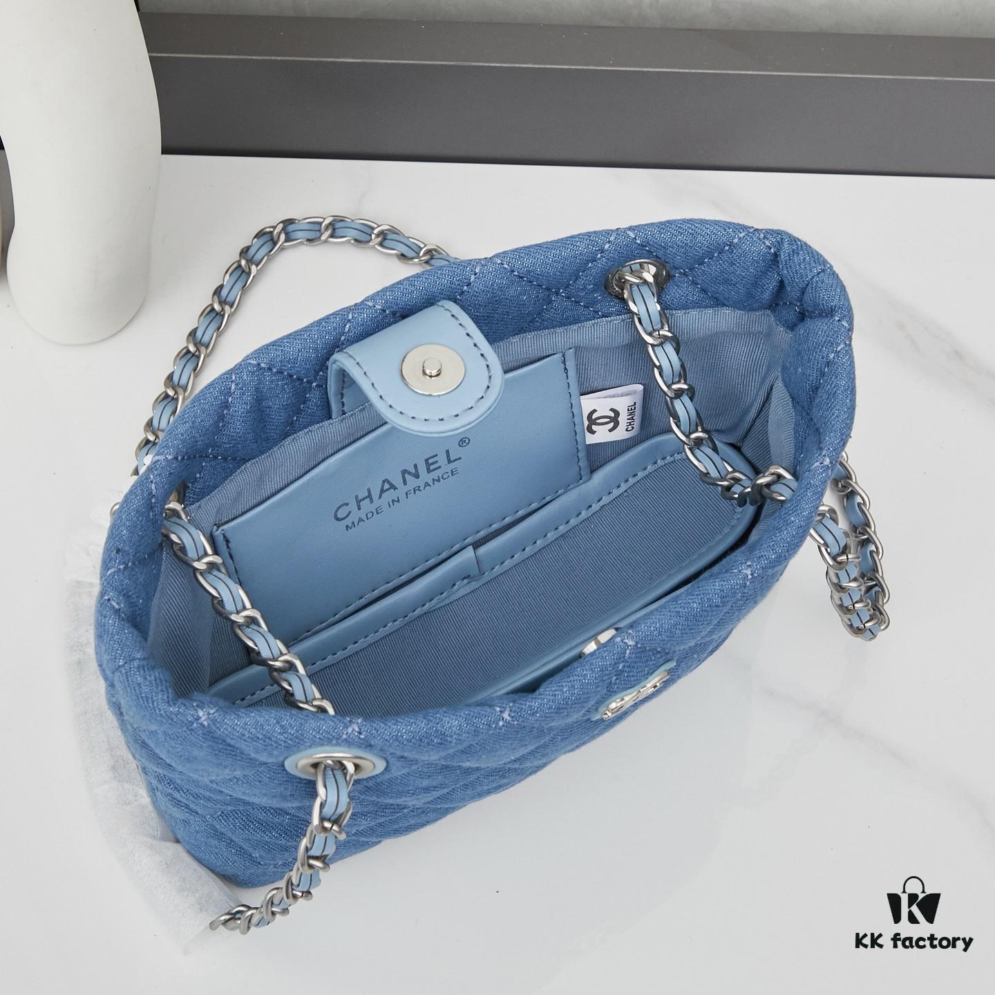 69304003f09edb6de4c4d7d1 New Arrival Denim with Box Chanel 25C Mini Tote Over ,000