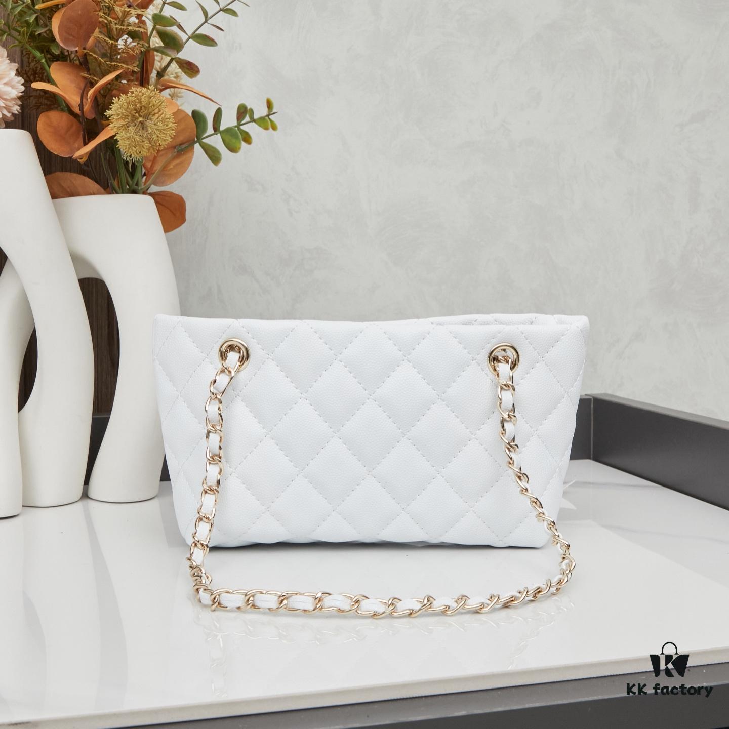 69304005f09edb6de4c4d7d5 New Arrival with Box Chanel 25C Mini Tote Bag