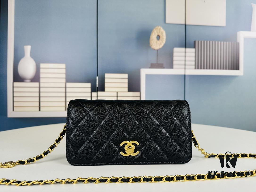 69304074f09edb6de4c4d82f New Arrival Today's Recommendation 🌸 CHANEL 23K Camellia Clasp Shoulder Bag