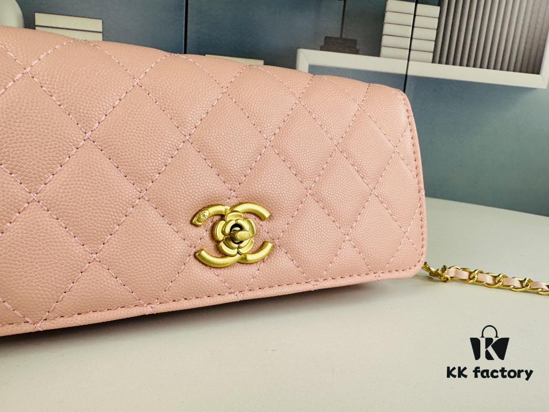 69304094f09edb6de4c4d84d New Arrival Today's Recommendation 🌸 CHANEL 23K Camellia Clasp Underarm Bag