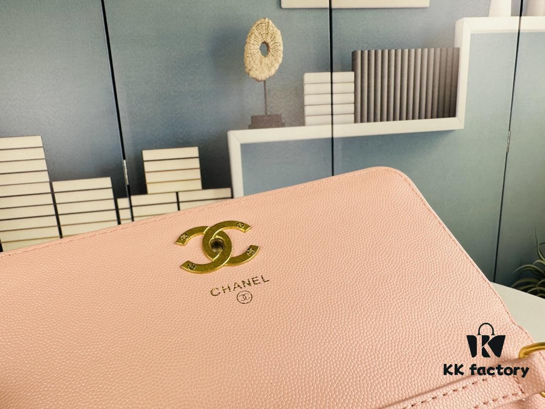 69304097f09edb6de4c4d851 New Arrival Today's Recommendation 🌸 CHANEL 23K Camellia Clasp Underarm Bag