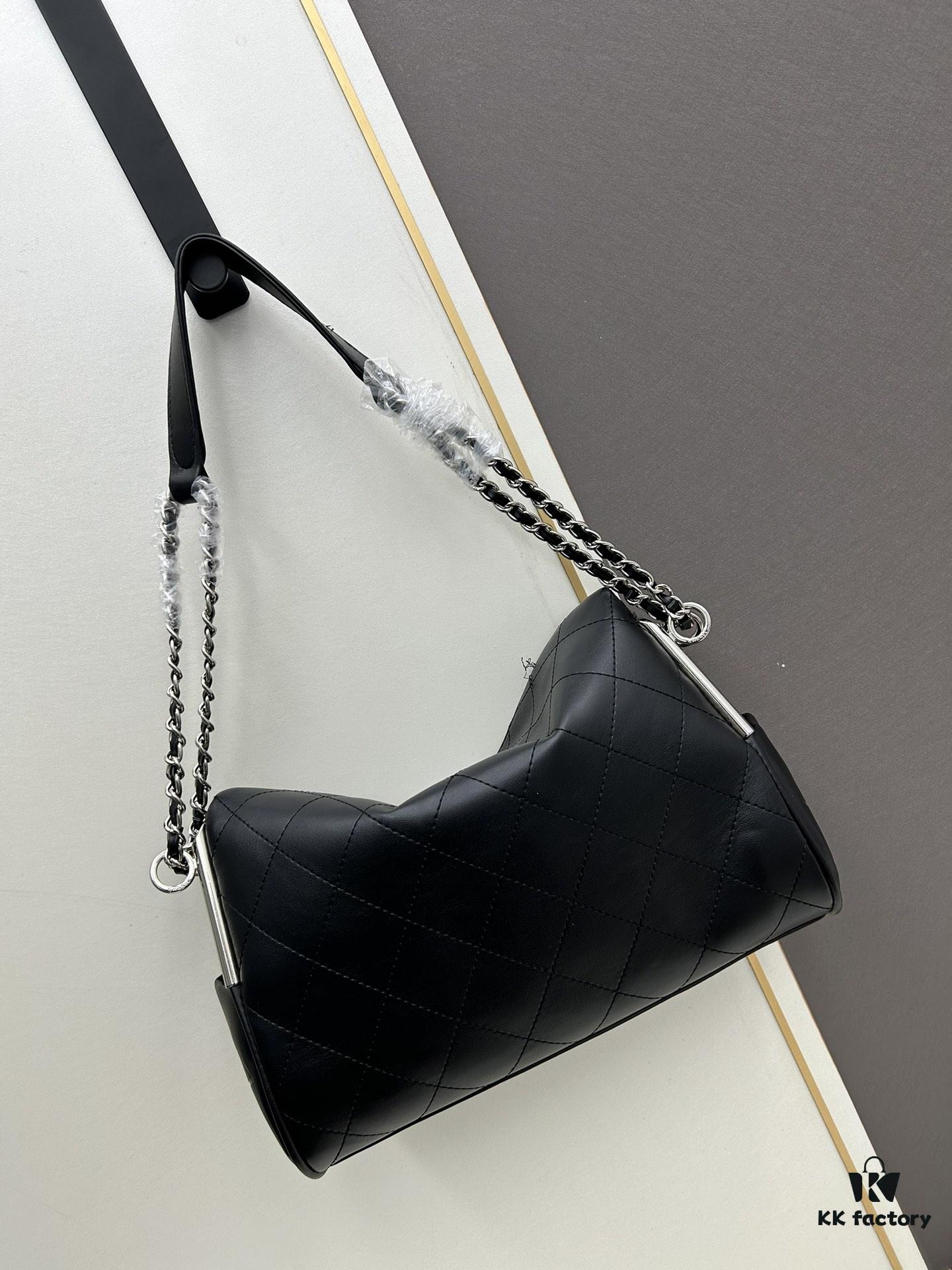 693040d5f09edb6de4c4d883 New Small Size Chanel Black Silver Exterior Stitching Hobo Bag ②size