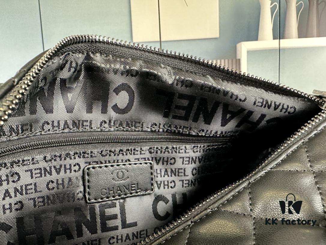 693041fef09edb6de4c4d95c New Arrival Vintage Chanel Boston Bag in Black and Gold – Absolutely Collector-Level Cute!