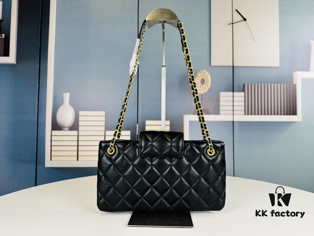 69304246f09edb6de4c4d9ba New Arrival Large 210 Small 200 4W+ Likes Chanel 24C Retro Oversized Logo Horizontal Chain Bag