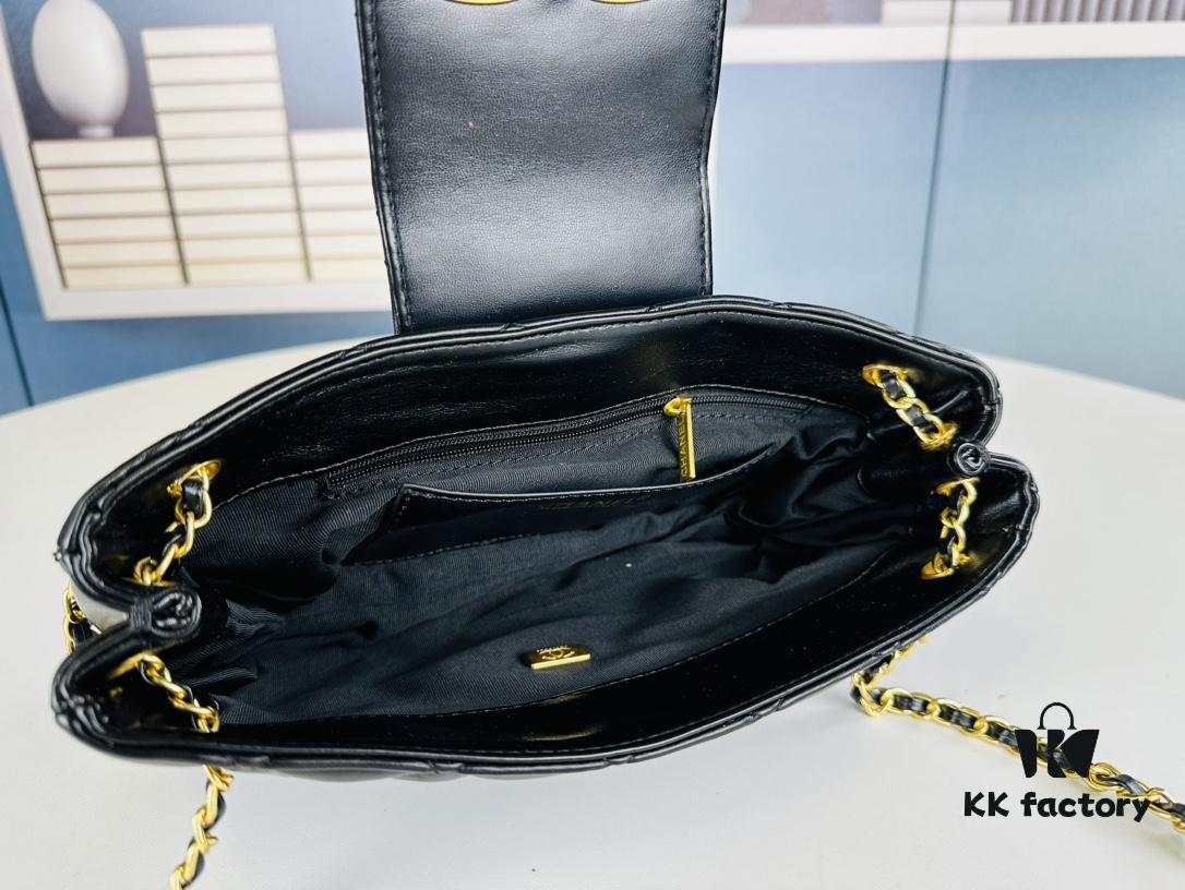 69304249f09edb6de4c4d9bd New Arrival Large 210 Small 200 4W+ Likes Chanel 24C Retro Oversized Logo Horizontal Chain Bag