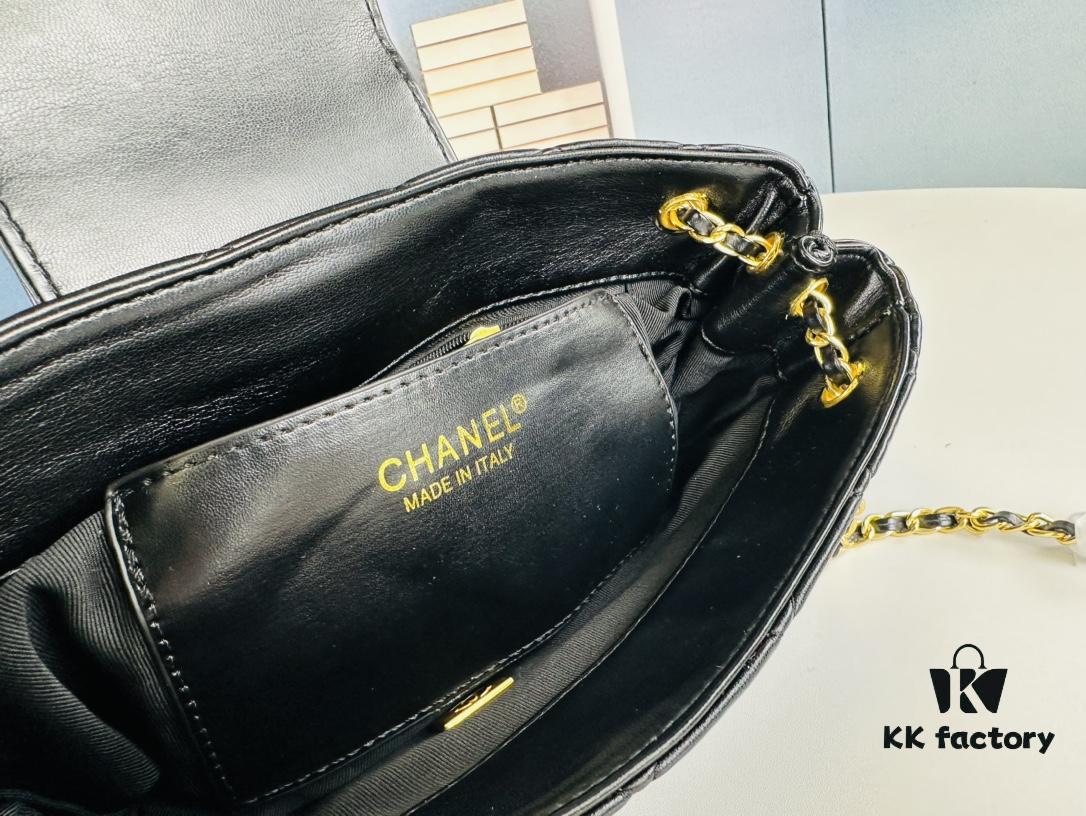 69304249f09edb6de4c4d9be New Arrival Large 210 Small 200 4W+ Likes Chanel 24C Retro Oversized Logo Horizontal Chain Bag