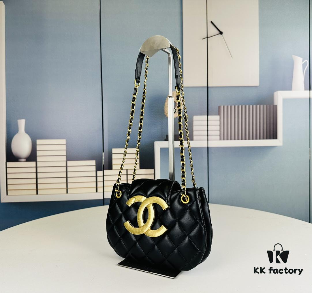 6930425bf09edb6de4c4d9cd Small Chanel 24C Vintage Messenger Bag
