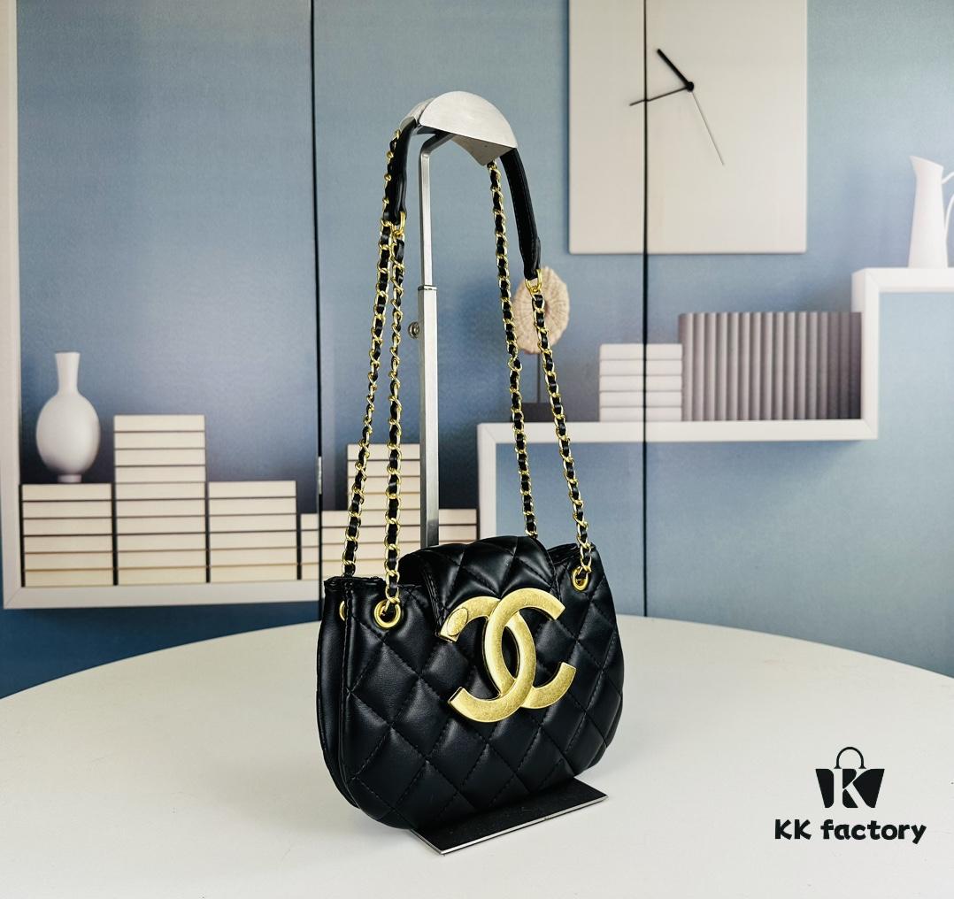 6930425ef09edb6de4c4d9d0 Small Chanel 24C Vintage Messenger Bag