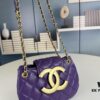 69304281f09edb6de4c4d9ee Small Chanel 24C Vintage Messenger Bag
