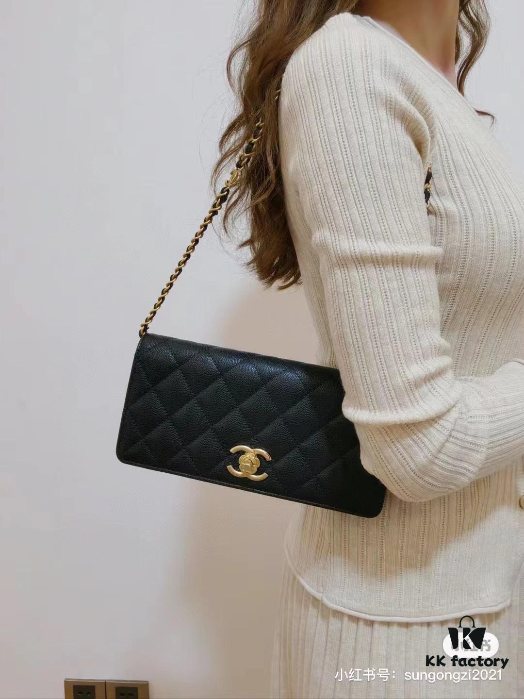 69304286f09edb6de4c4d9f1 New Arrival Today's Recommendation 🌸 CHANEL 23K Camellia Clasp Underarm Bag