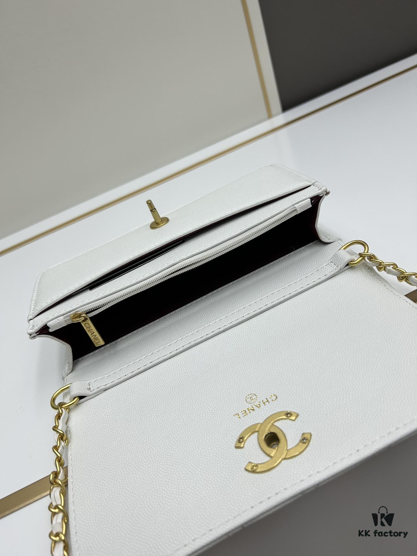 693042bcf09edb6de4c4da18 New Arrival Today's Recommendation 🌸 CHANEL 23K Camellia Clasp Underarm Bag