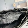 693042d0f09edb6de4c4da2a New Chanel Panda Kangpeng Tote Bag ||| Classic black and white panda colorway, exuding a high-end aesthetic!