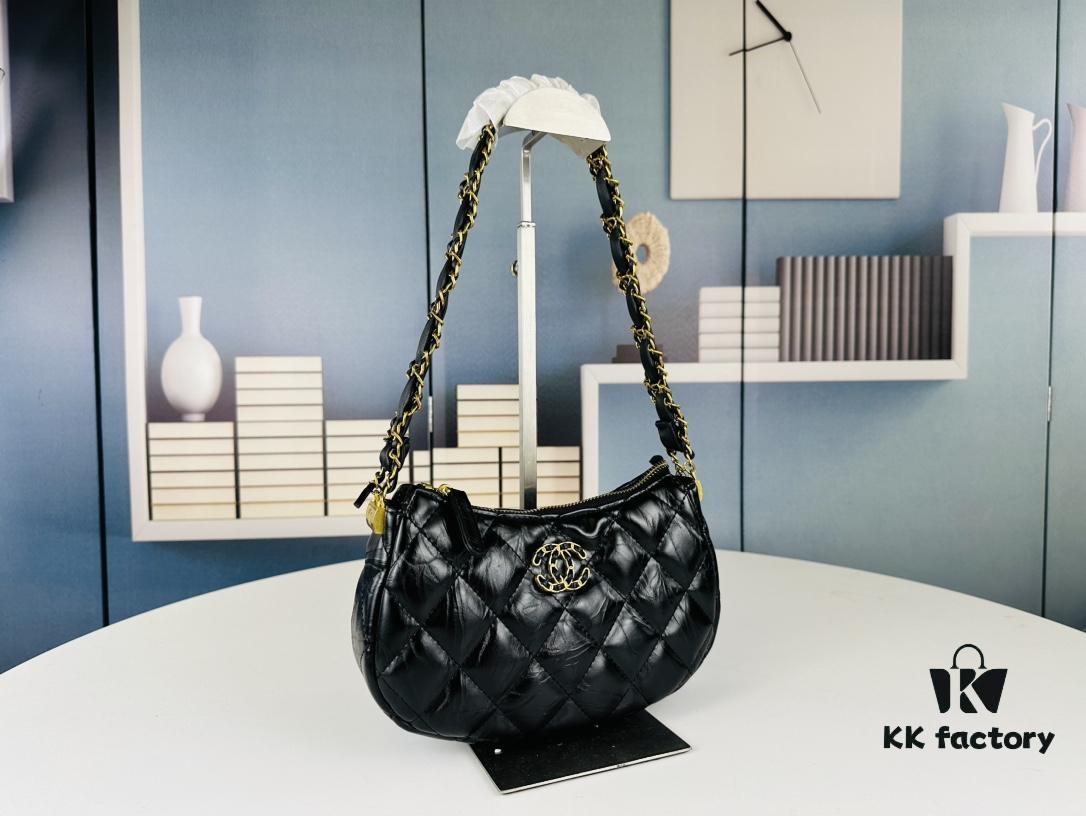 693042f2f09edb6de4c4da5a New Chanel 23K | This Season's Must-Have Hobo Shoulder Bag