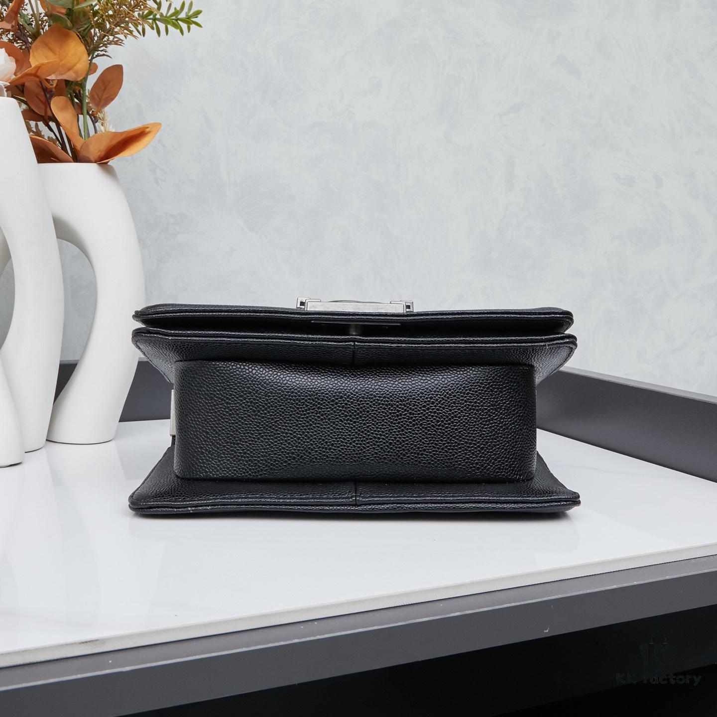 New Arrival Timeless CHANEL Le Boy ||| Small Size