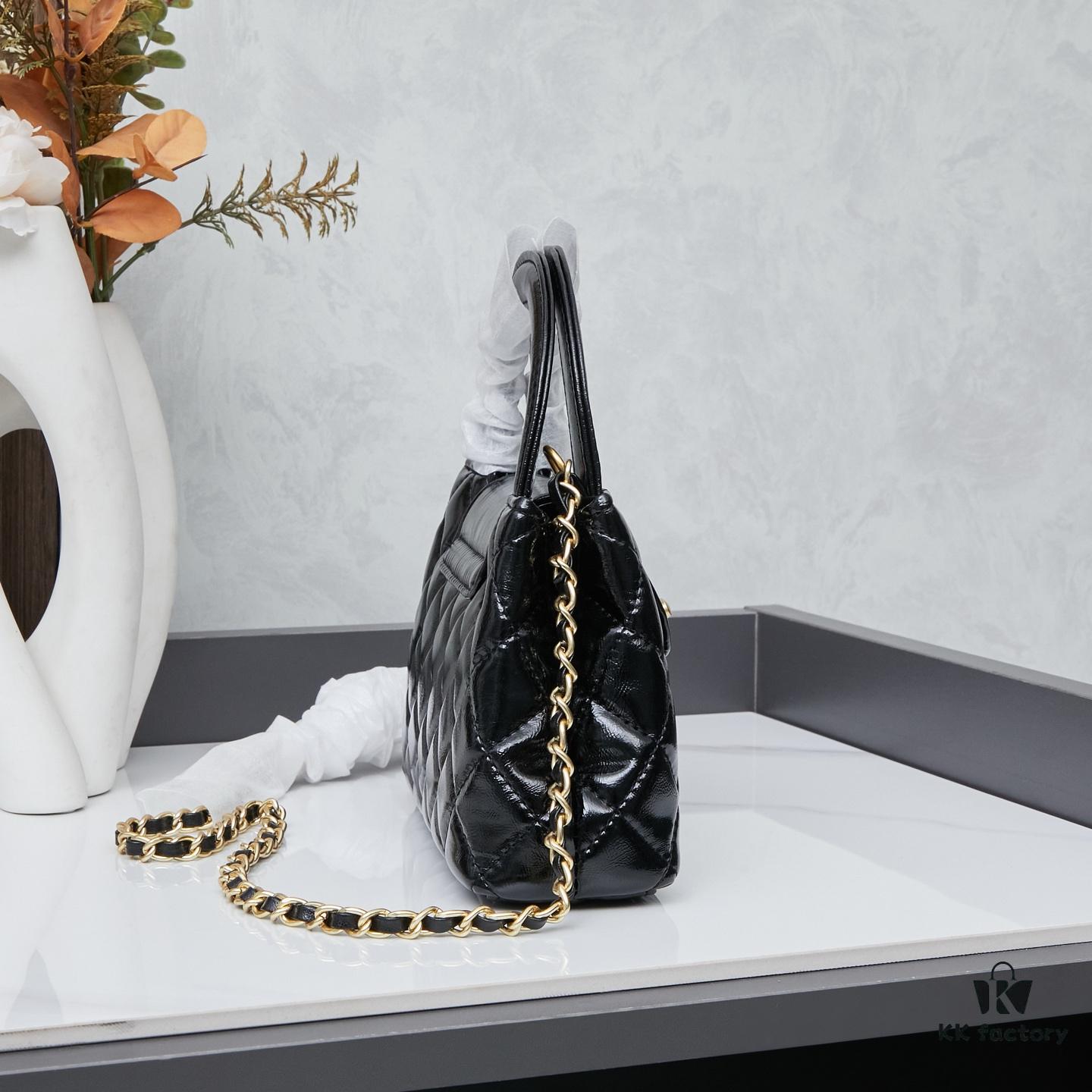 693043cef09edb6de4c4db4d New Arrival with Box CHANEL 23 Kelly Chain Bag