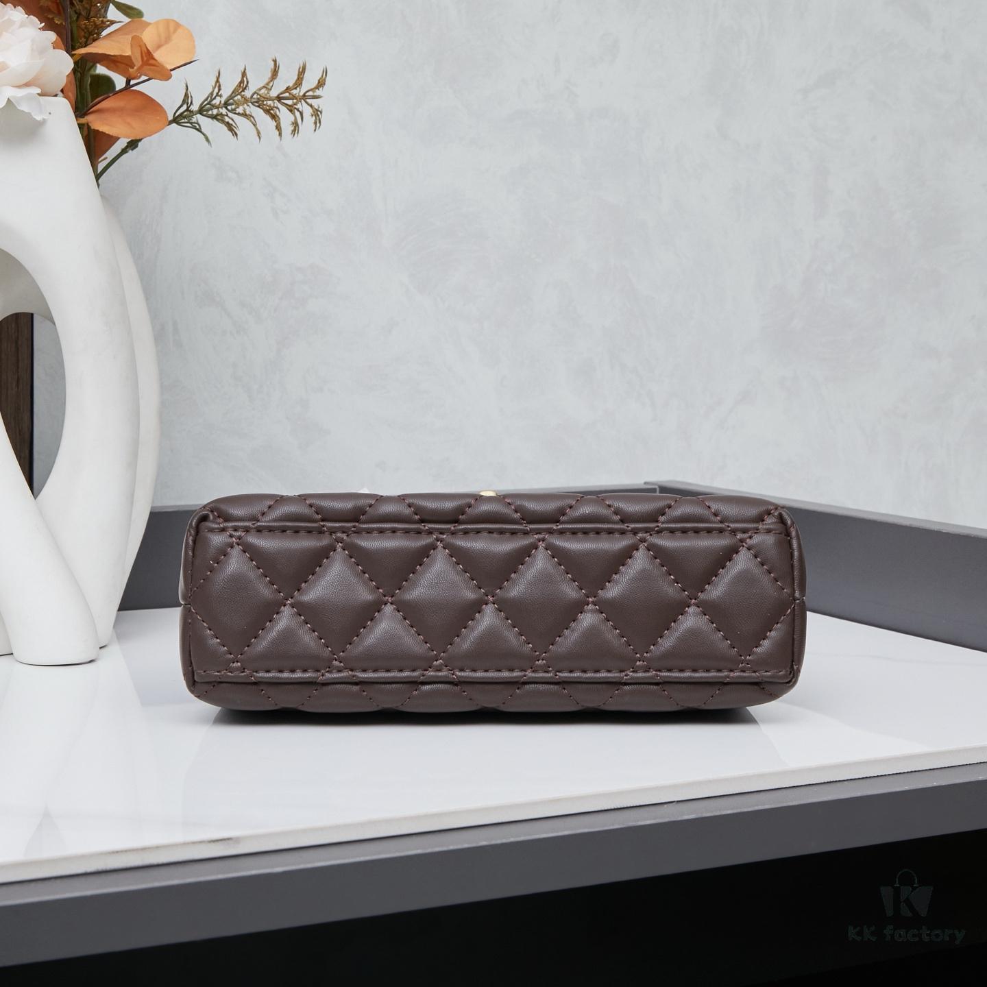 693043d4f09edb6de4c4db54 New Arrival with Box CHANEL 23 Kelly Chain Bag