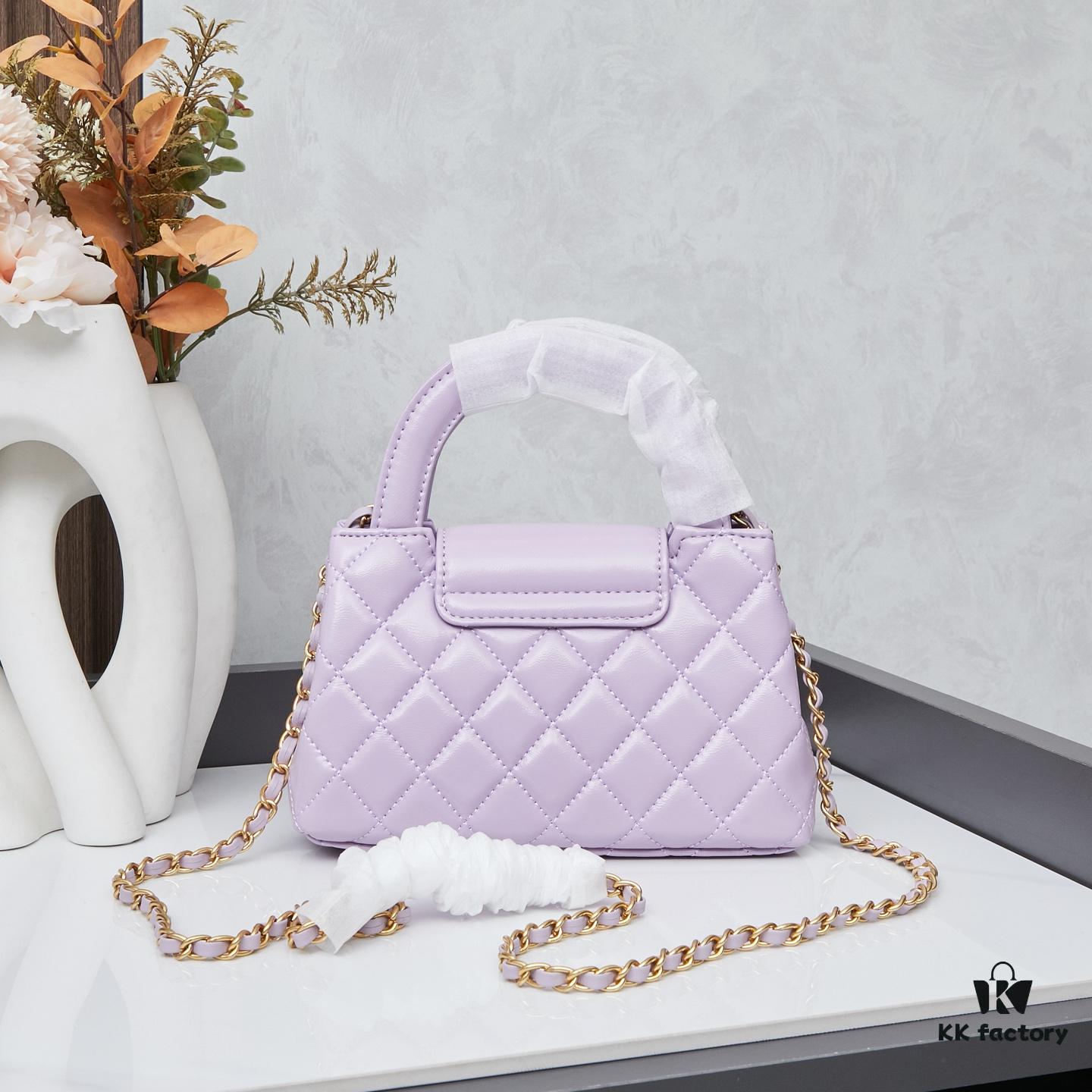 693043e9f09edb6de4c4db6e New Arrival with Box CHANEL 23 Kelly Chain Bag