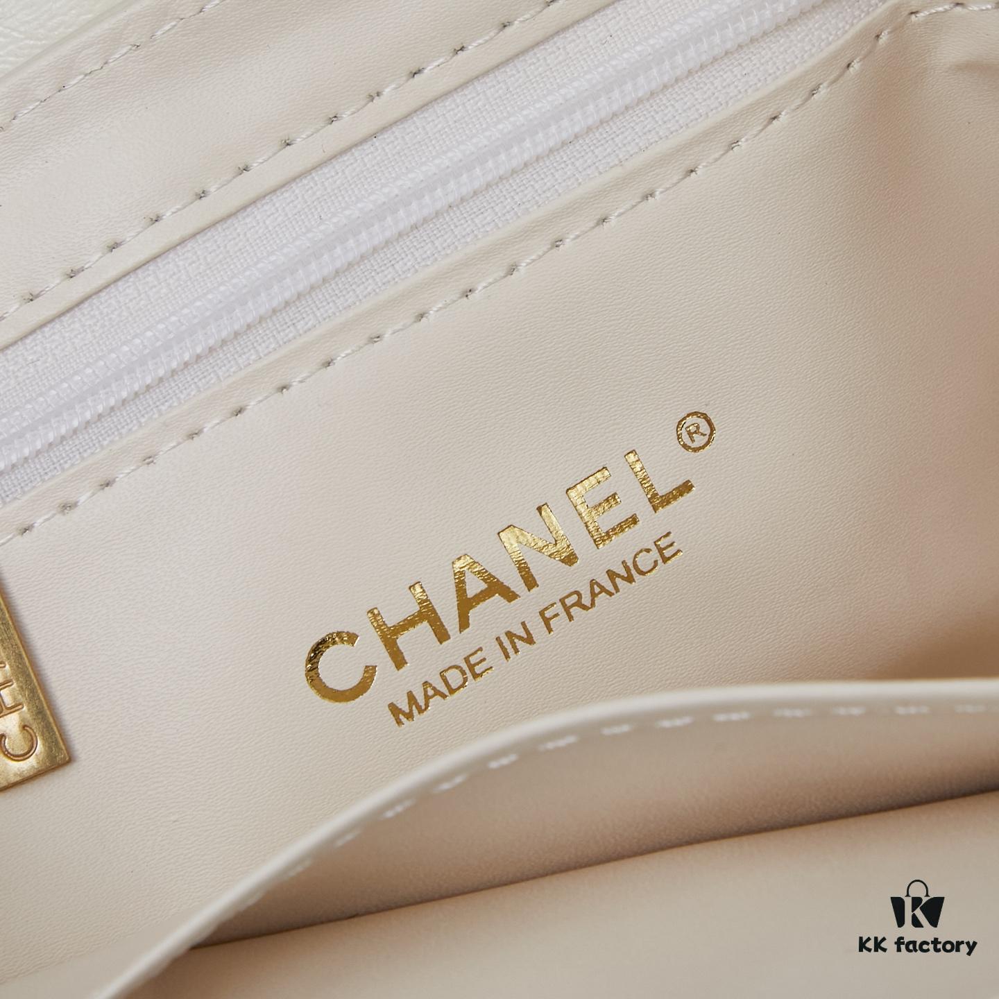 693043ecf09edb6de4c4db71 New Arrival with Box CHANEL 23 Kelly Chain Bag