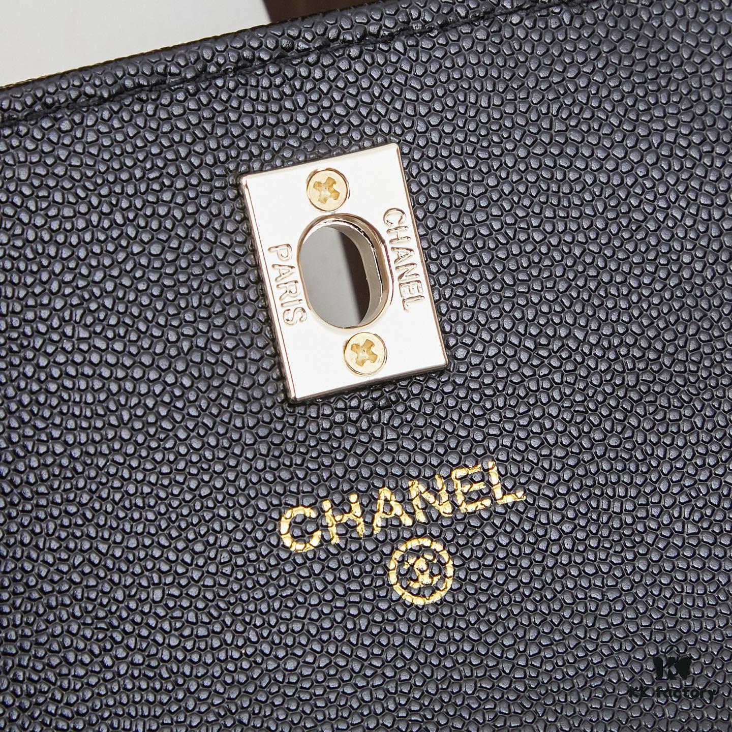 69304407f09edb6de4c4db90 New Chanel 25C Mini Messenger Bag | Multiple Wearing Styles 💼