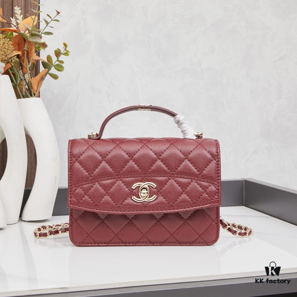 69304408f09edb6de4c4db92 New Chanel 25C Mini Messenger Bag | Multiple Wearing Styles 💼