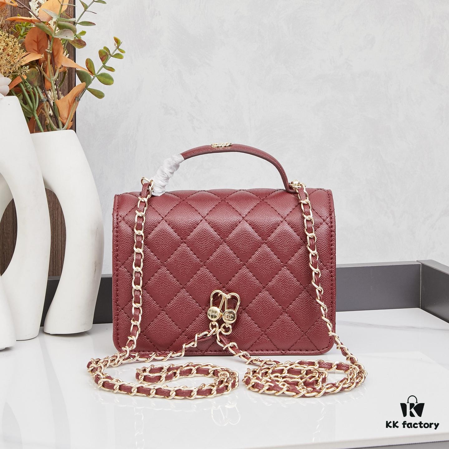 6930440ef09edb6de4c4db98 New Chanel 25C Mini Messenger Bag | Multiple Wearing Styles 💼